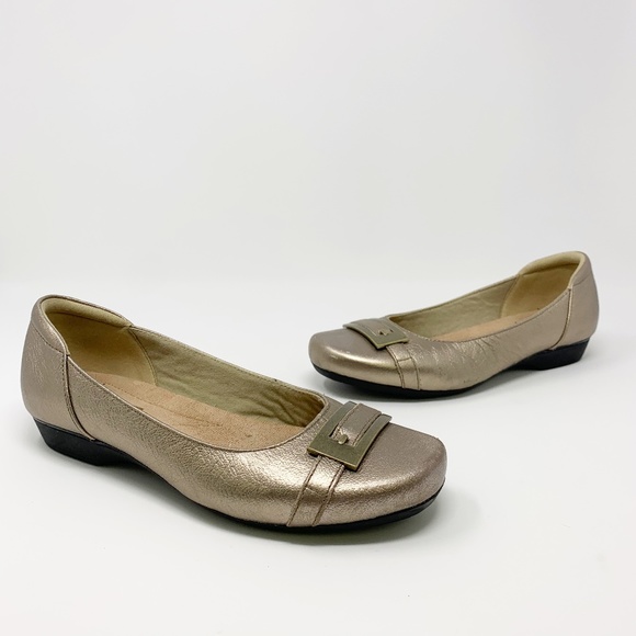 clarks blanche west